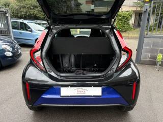 TOYOTA Aygo X usata, con Park Distance Control