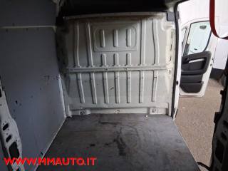 PEUGEOT Boxer usata, con Servosterzo