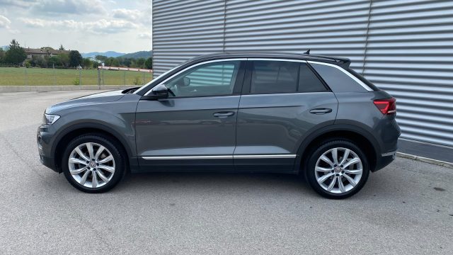 VOLKSWAGEN T-Roc usata, con Autoradio