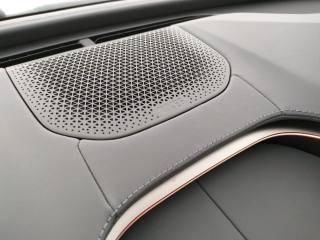 LOTUS Emeya usata, con Airbag posteriore