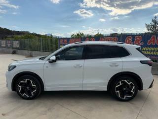 VOLKSWAGEN Tiguan usata, con Tettuccio apribile