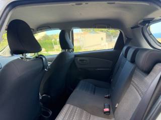 TOYOTA Yaris usata, con Autoradio digitale