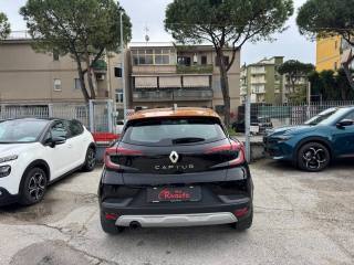 RENAULT Captur usata, con Alzacristalli elettrici