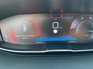 PEUGEOT 3008 usata, con Climatizzatore