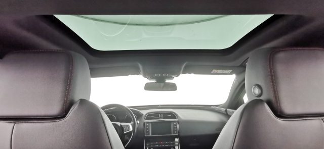 JAGUAR XE usata, con ESP