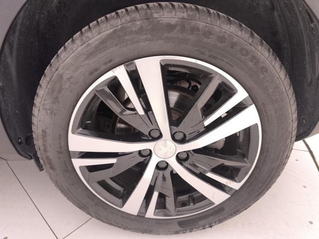 PEUGEOT 3008 usata, con Bracciolo