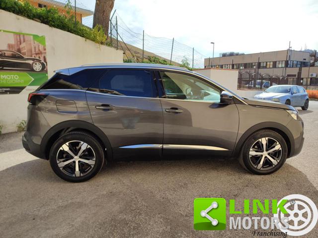 PEUGEOT 3008 usata, con Chiusura centralizzata