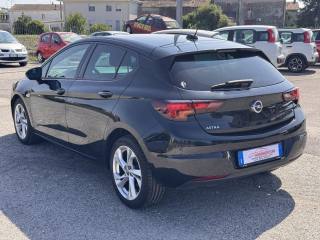 OPEL Astra usata, con Autoradio