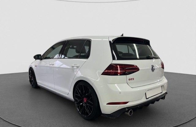 VOLKSWAGEN Golf GTI usata, con Airbag Passeggero