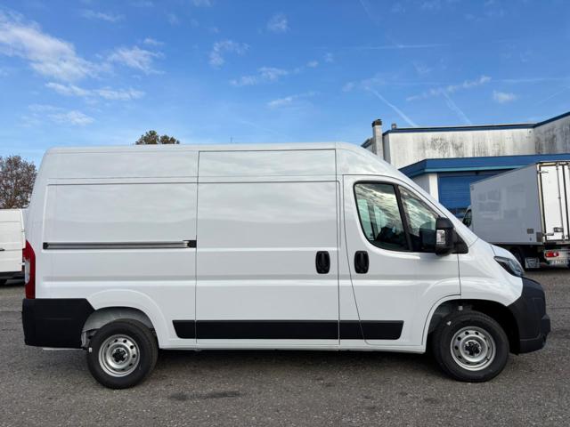 PEUGEOT Boxer usata, con Alzacristalli elettrici