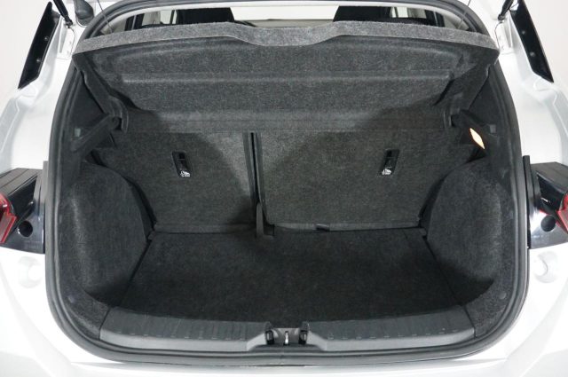 NISSAN Micra usata, con Fendinebbia