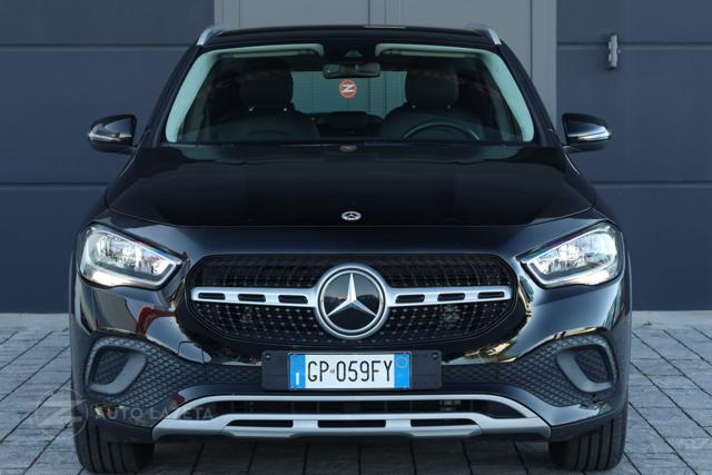 MERCEDES-BENZ GLA 180 usata, con Interni in pelle