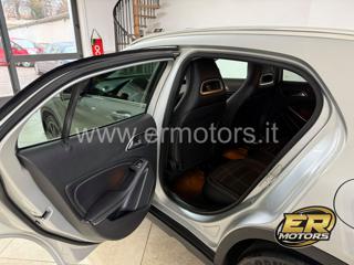 MERCEDES-BENZ GLA 220 usata, con Park Distance Control