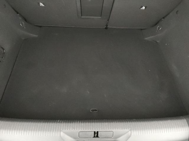 PEUGEOT 308 usata, con Sedile posteriore sdoppiato