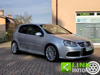 VOLKSWAGEN Golf 3.2 VR6 4mot. 3p. DSG R32
