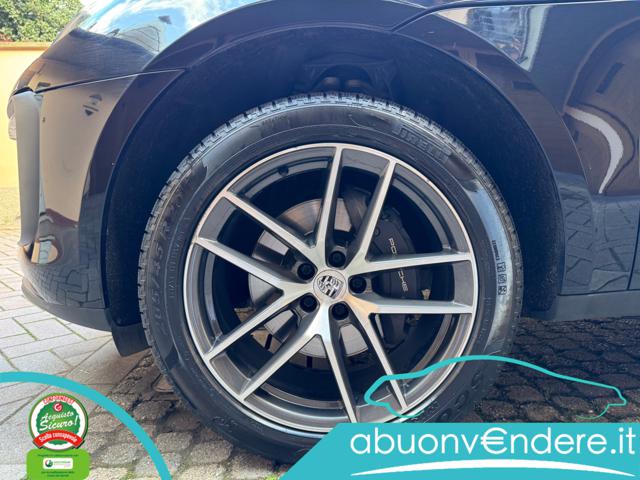 PORSCHE Macan usata, con Volante in pelle