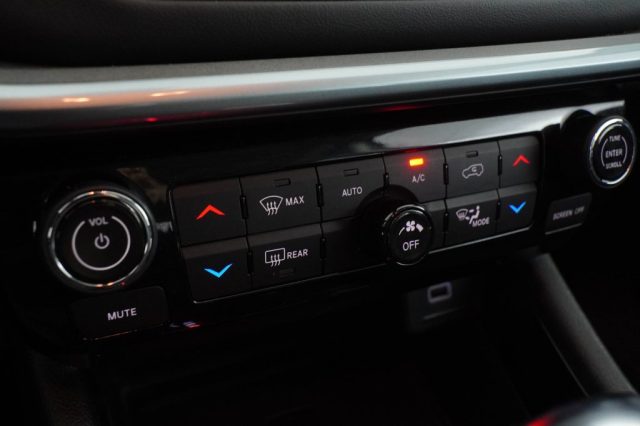 JEEP Compass usata 17