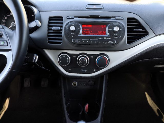 KIA Picanto usata 9
