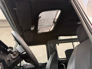 LAND ROVER Defender usata, con Sedile posteriore sdoppiato