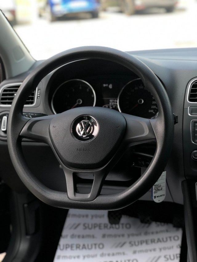 VOLKSWAGEN Polo usata, con USB