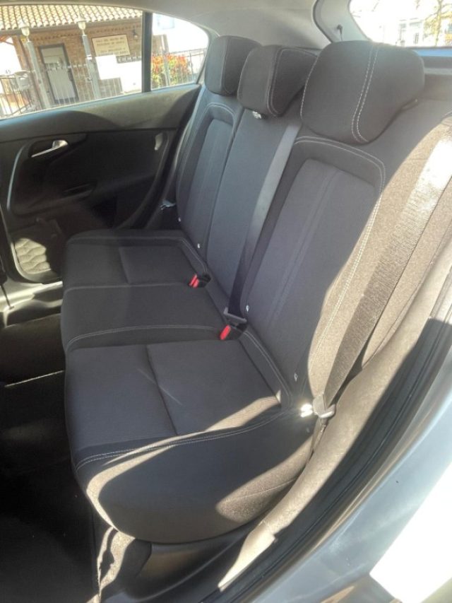 FIAT Tipo usata, con Airbag laterali