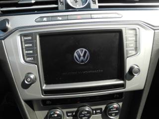 VOLKSWAGEN Passat Alltrack usata, con USB