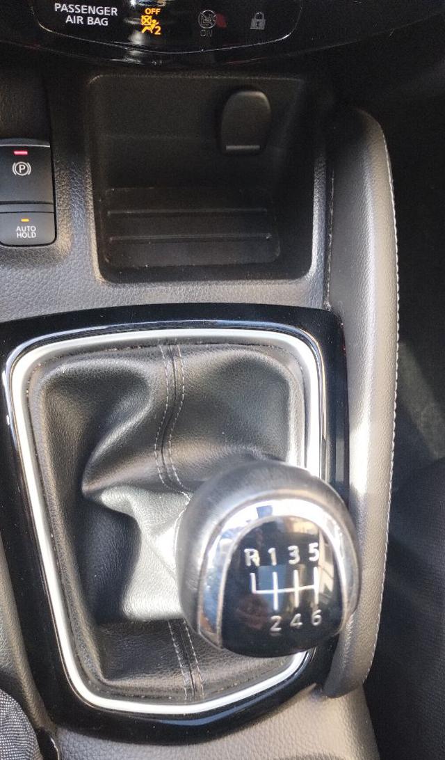 NISSAN Qashqai usata, con Volante multifunzione