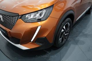 PEUGEOT 2008 usata, con Sensori di parcheggio posteriori