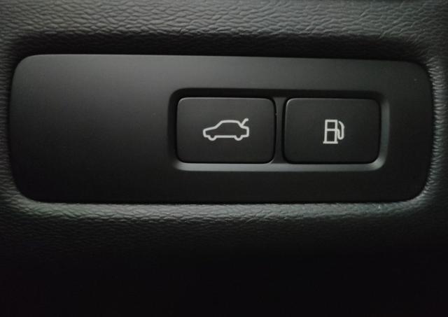 VOLVO XC60 usata, con Sedili riscaldati