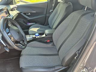 PEUGEOT 2008 usata, con USB