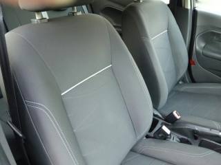 FORD Fiesta usata, con USB