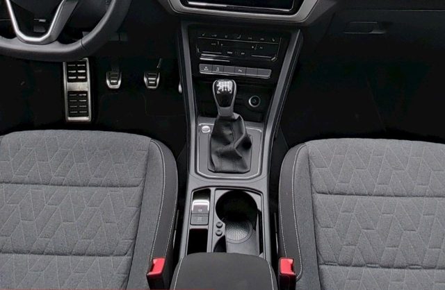 VOLKSWAGEN Touran usata, con Boardcomputer