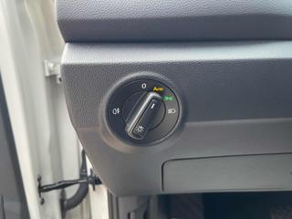 VOLKSWAGEN T-Roc usata, con MP3