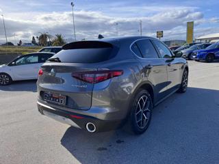 ALFA ROMEO Stelvio usata, con Airbag Passeggero