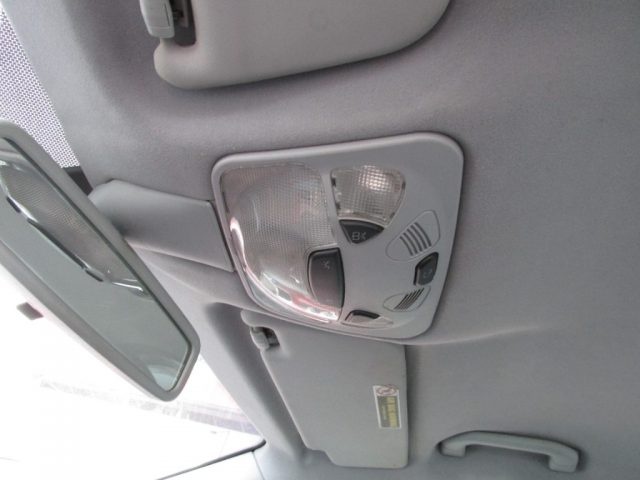MERCEDES-BENZ C 200 usata, con Airbag posteriore