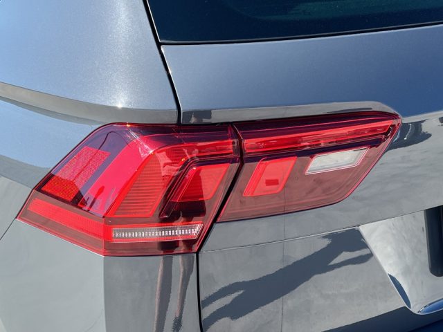 VOLKSWAGEN Tiguan usata, con Specchietti laterali elettrici