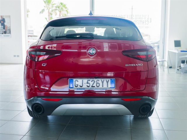 ALFA ROMEO Stelvio usata, con Alzacristalli elettrici