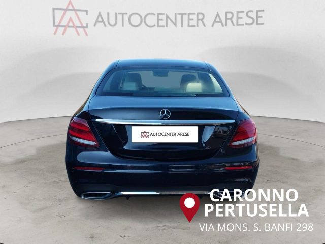 MERCEDES-BENZ E 220 usata, con Alzacristalli elettrici