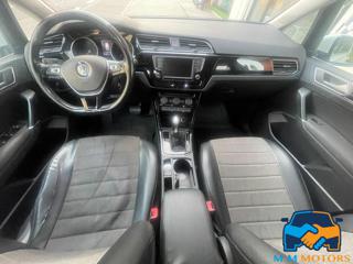VOLKSWAGEN Touran usata, con Bluetooth