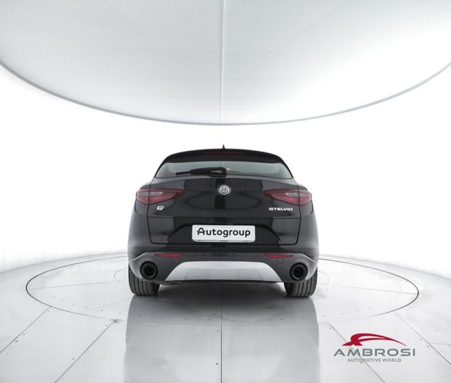 ALFA ROMEO Stelvio usata 5