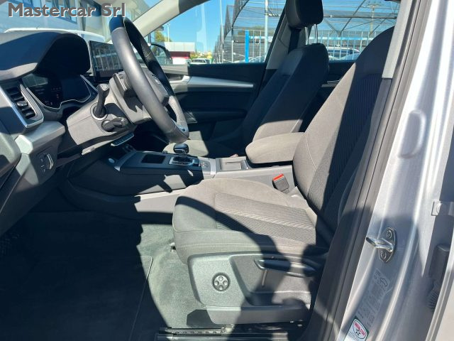 AUDI Q5 usata, con Volante in pelle