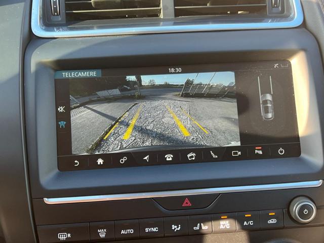 JAGUAR E-Pace usata 37