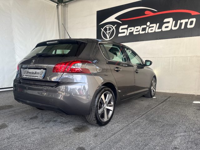 PEUGEOT 308 usata, con Fendinebbia