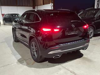 MERCEDES-BENZ GLA 180 usata, con Airbag