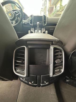 PORSCHE Cayenne usata, con Bracciolo