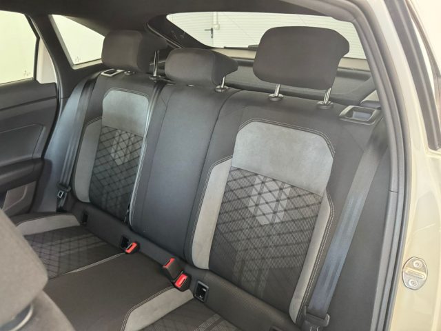 VOLKSWAGEN Taigo usata, con ESP