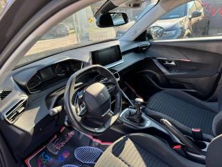PEUGEOT 2008 usata, con Cruise Control