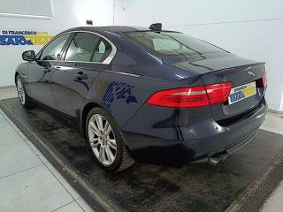 JAGUAR XE usata, con Autoradio