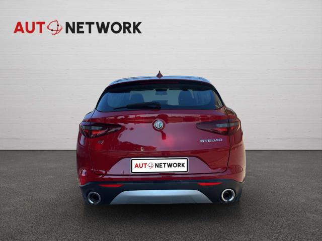 ALFA ROMEO Stelvio usata, con Autoradio