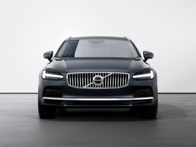 VOLVO V90 usata, con Alzacristalli elettrici